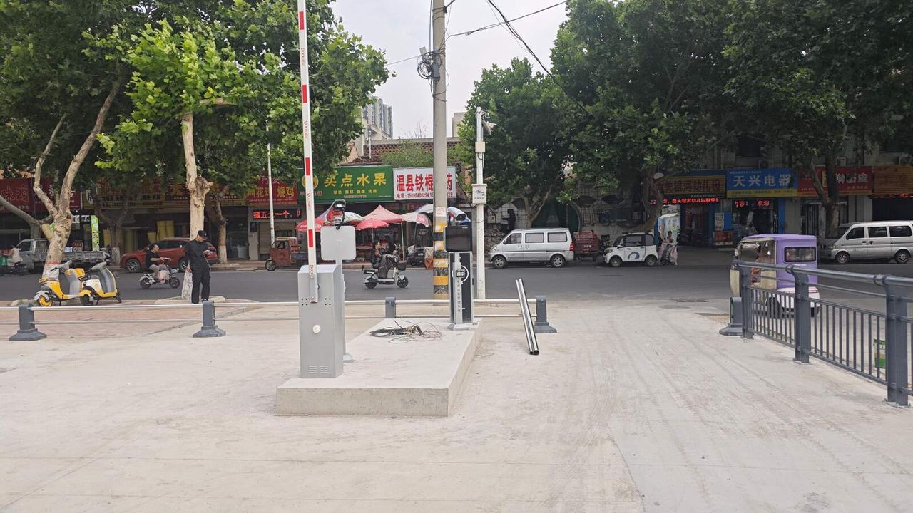 河南辉县群鑫停车场现场图8