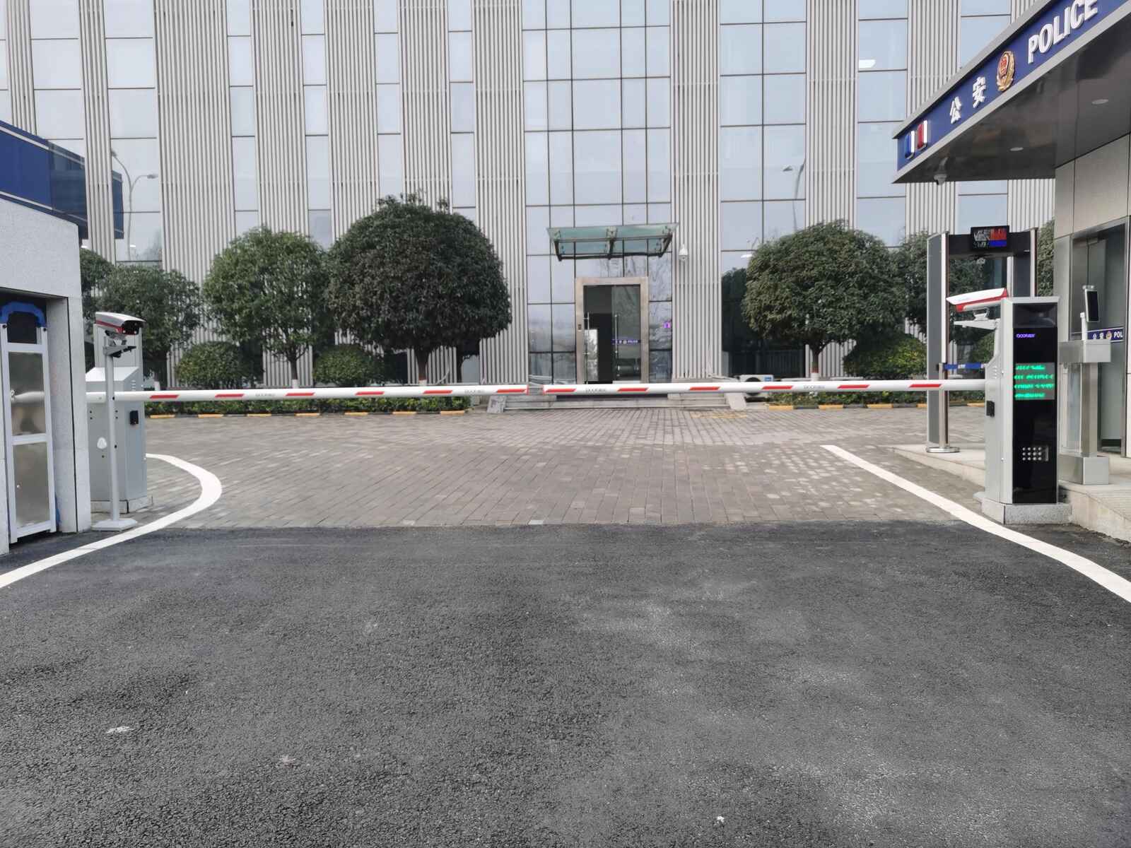 西安市公安局未央分局现场图3
