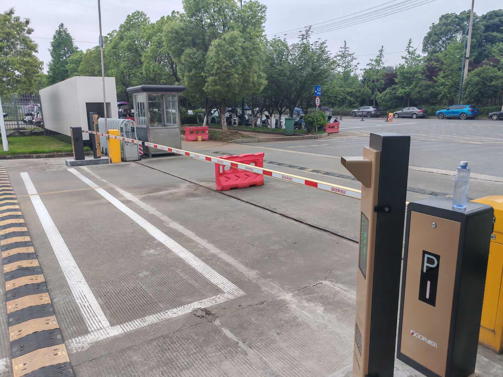 龙峰汽车产业园现场图2