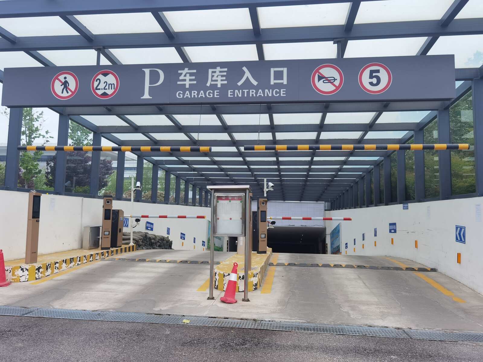 周口高铁东站现场图5