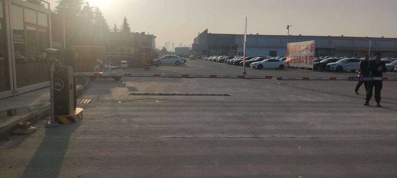 西安中升维修中心现场图1