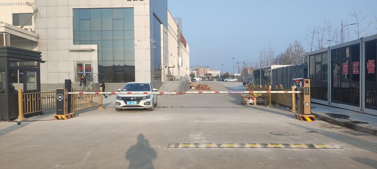 西安中升维修中心现场图5