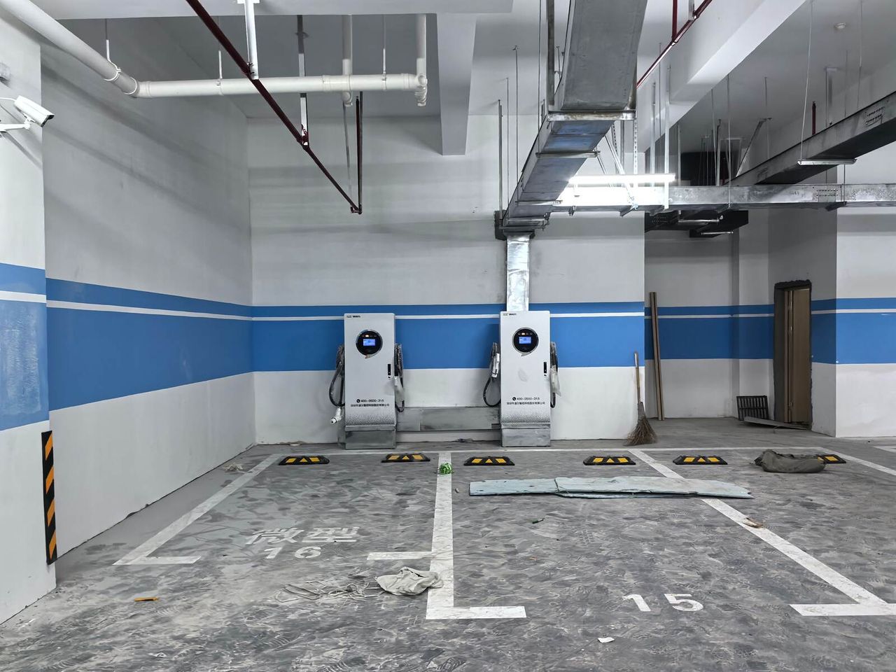 蟠龙社区医院充电桩现场图6