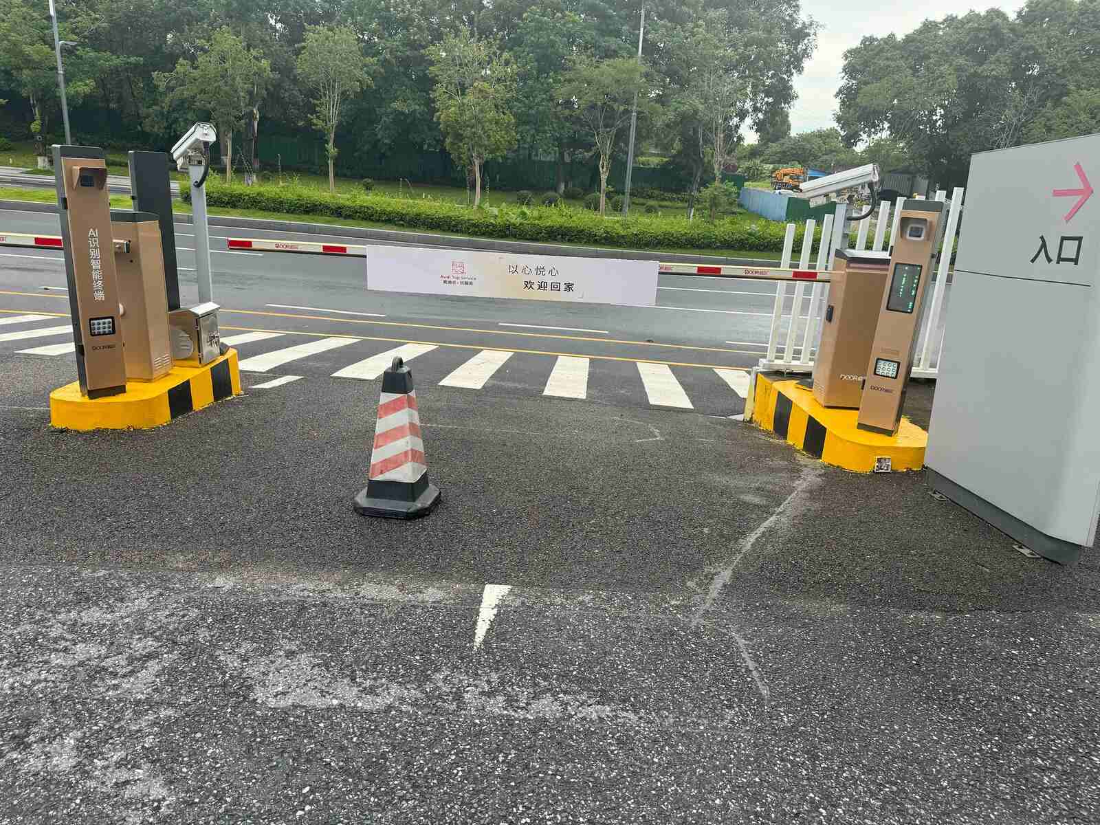 长久集团东莞沃尔沃现场图5
