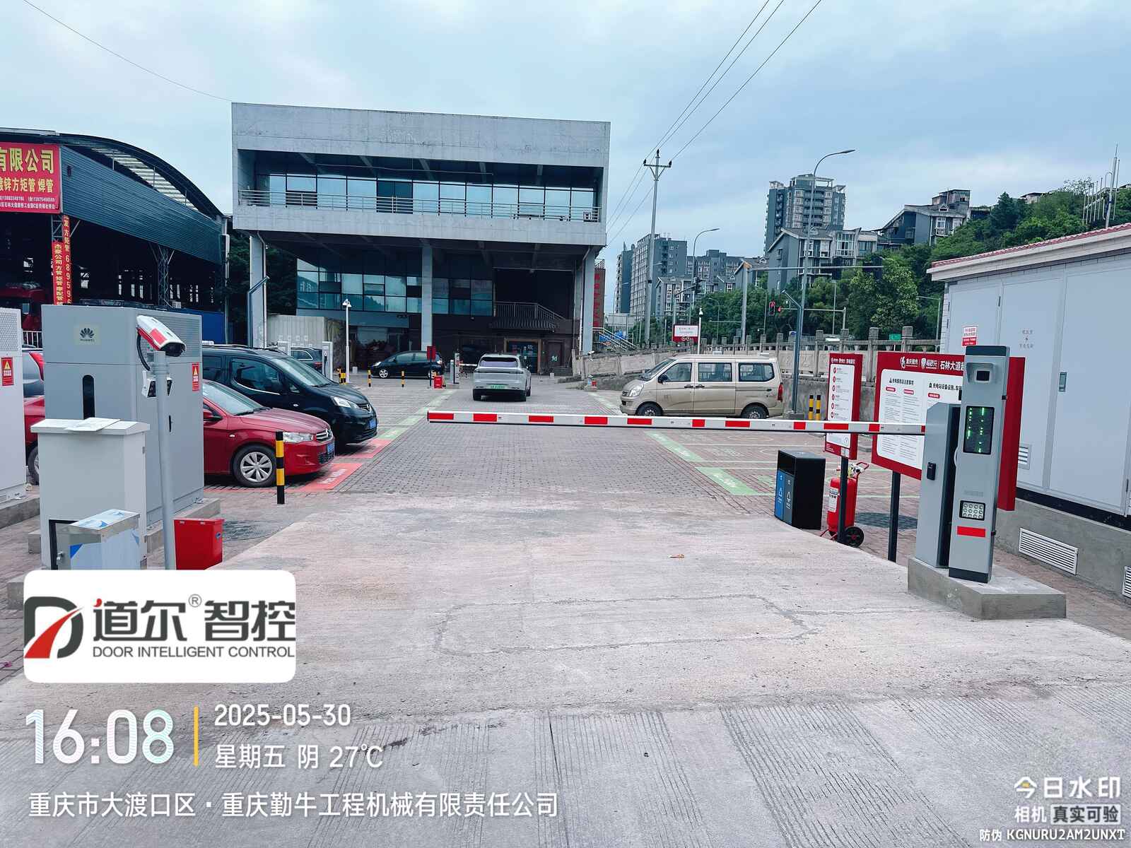 石林大道超充站现场图4