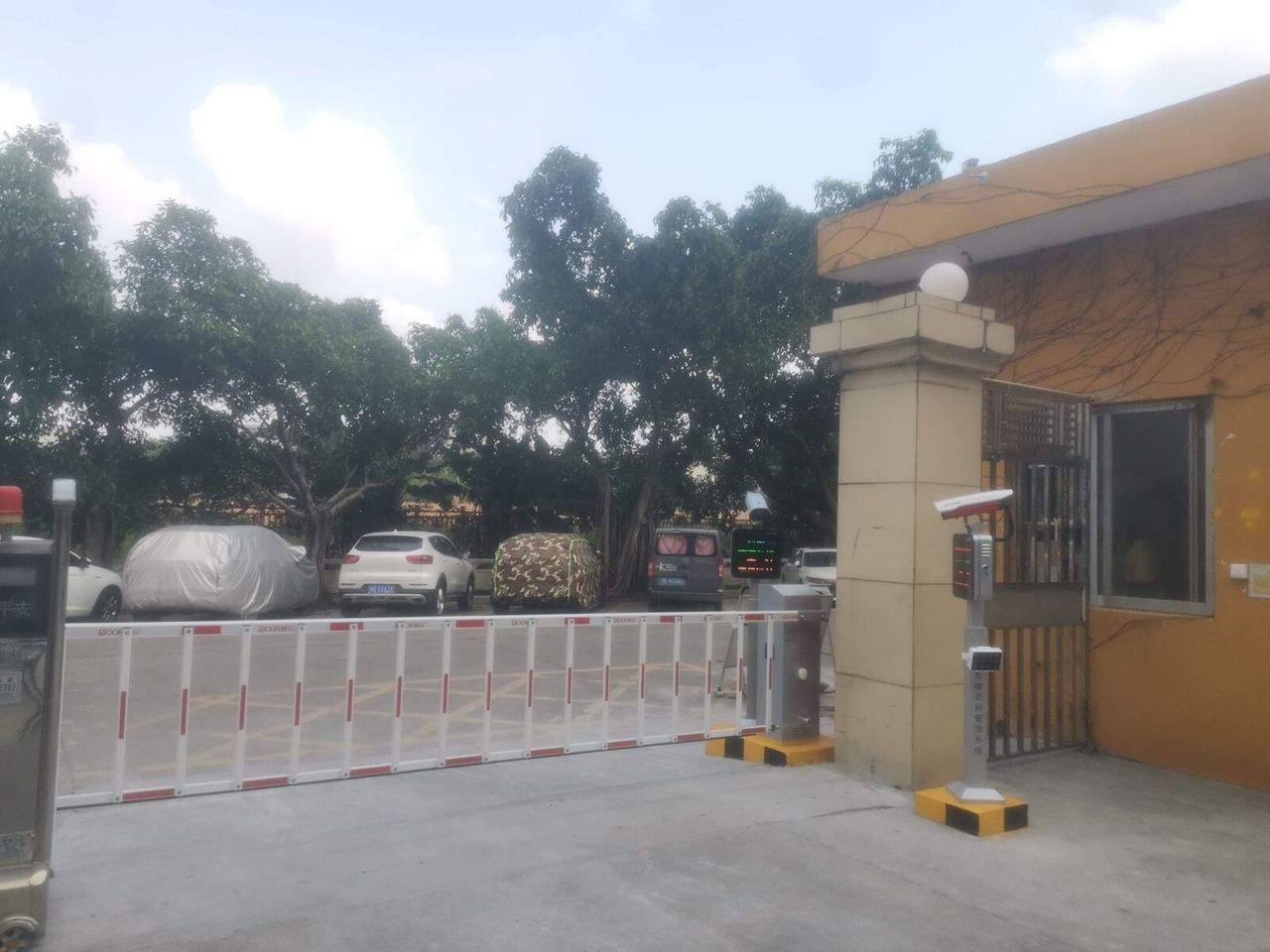 东莞立阳精密科技出入口项目现场图1