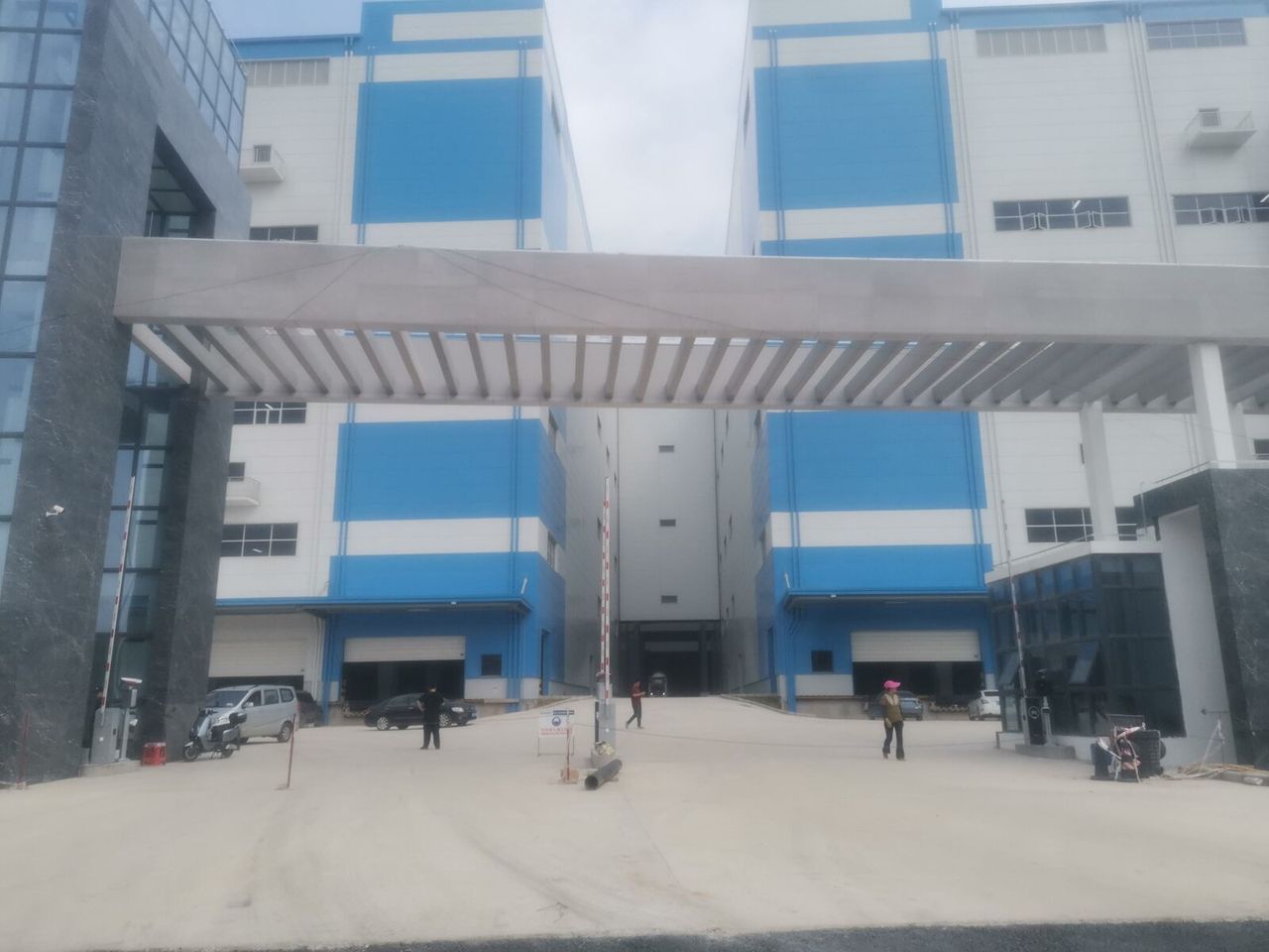朗华工业供应链智慧科技物流园现场图1