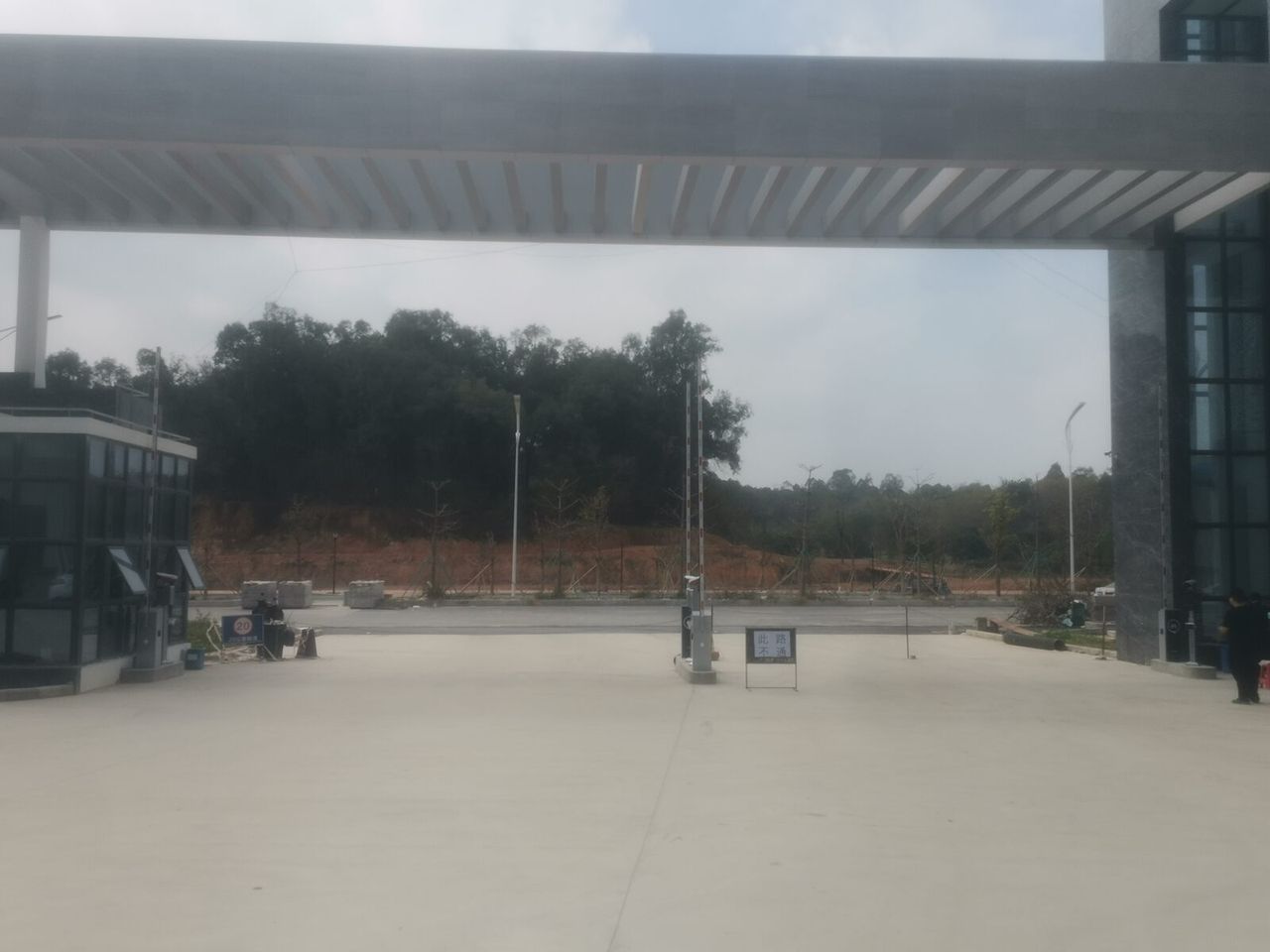 朗华工业供应链智慧科技物流园现场图4