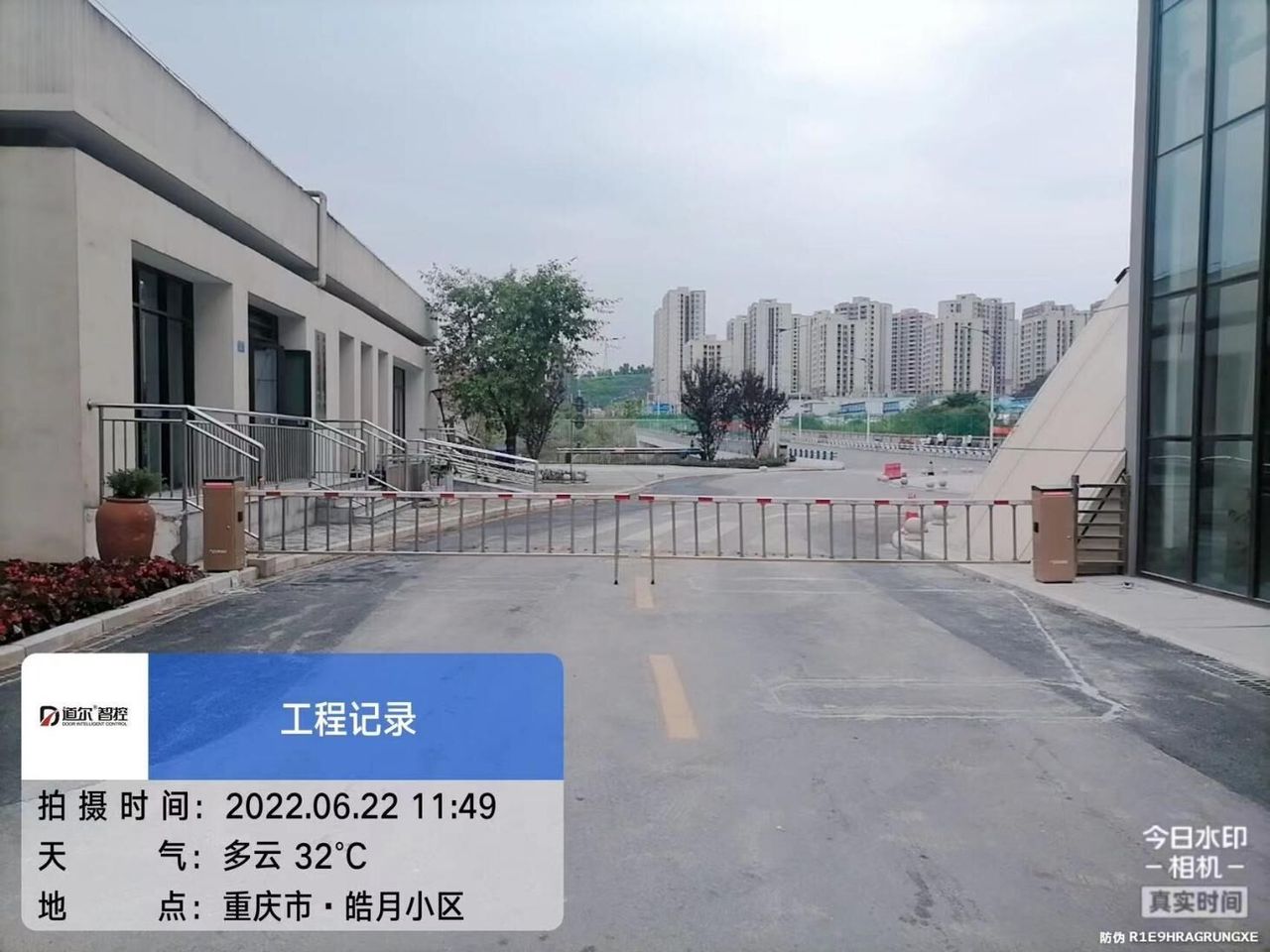 皓月小区停车改造现场图1