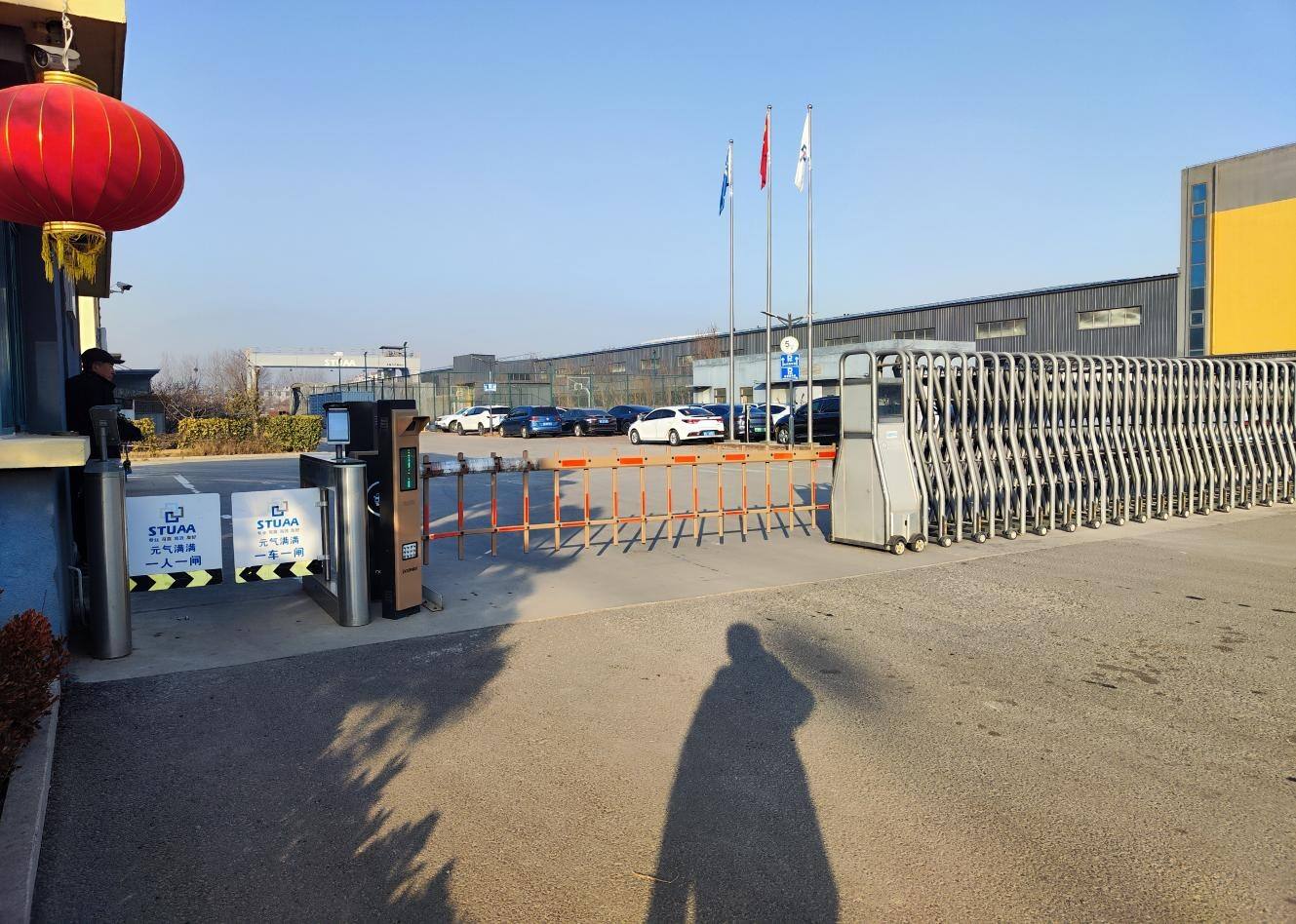青岛斯图亚特机器人现场图1