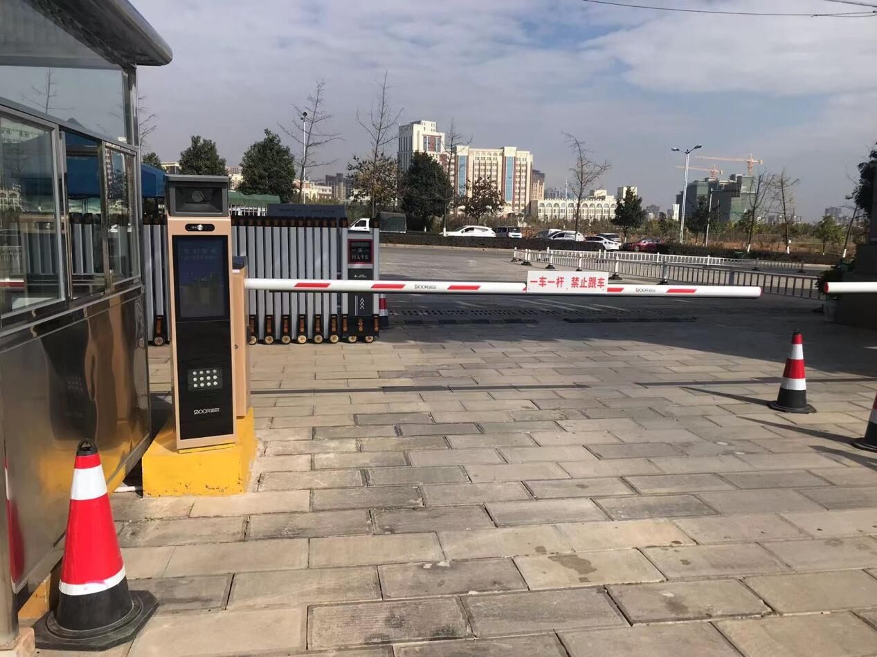 昆明城市学院现场图1