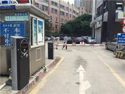 停车场管理系统功能多，融入智慧城市大潮