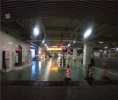 定期保养停车场管理系统，可以让其“长命百岁