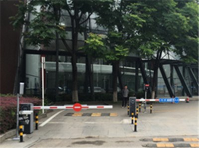 听道尔智控来谈微信支付在停车场中的应用