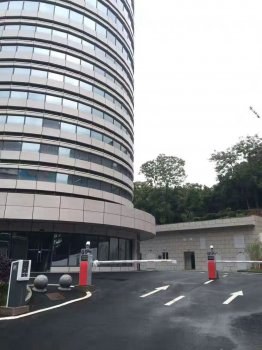 车牌识别系统软硬件识别有什么区别？
