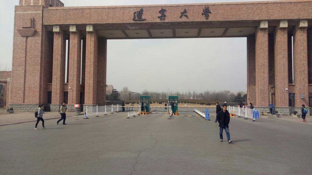 车辆识别系统道闸怎么安装，自动识别车辆道闸价格