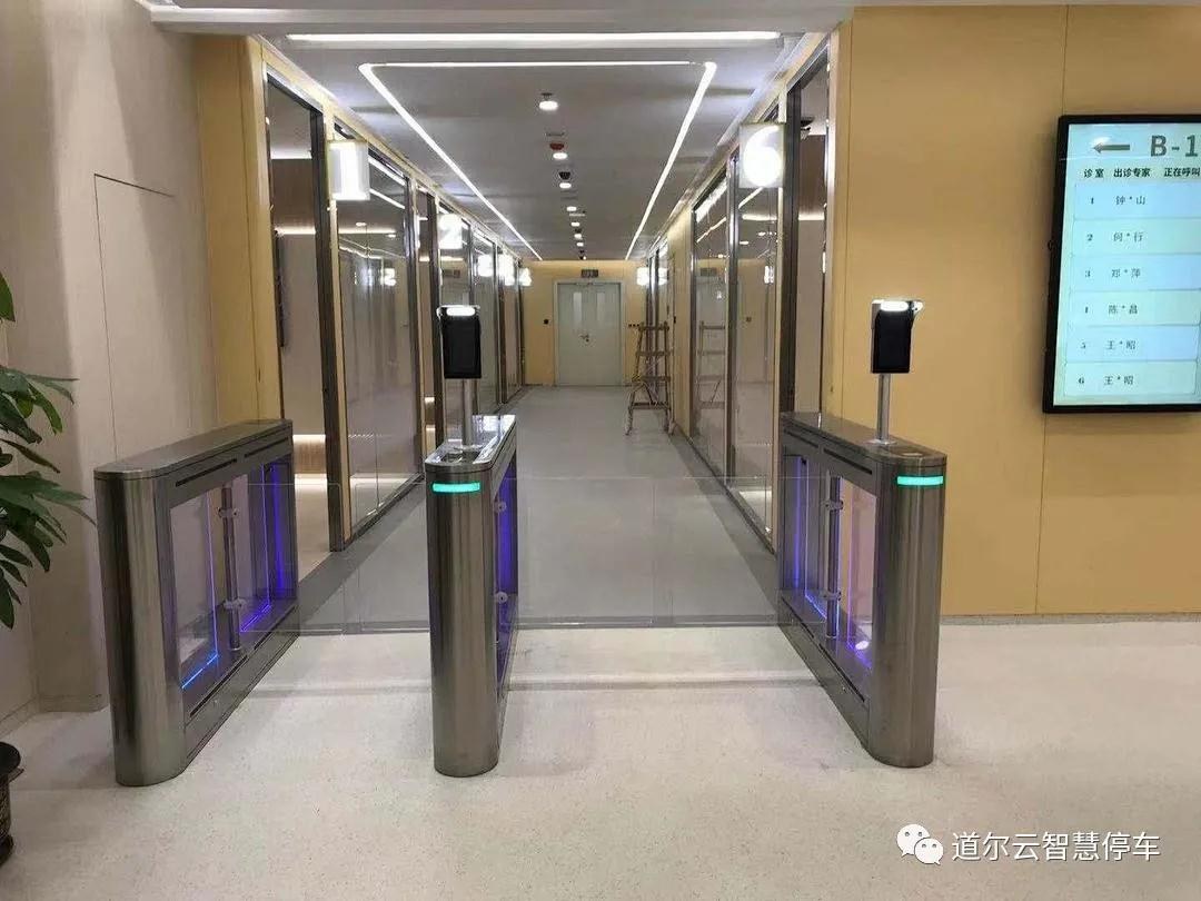 智能刷脸门禁系统，刷脸门禁系统多少钱