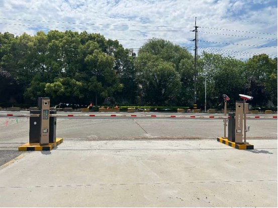小小门禁卡大变革！智慧停车、出入口设备全面迈入国产自主可控时代