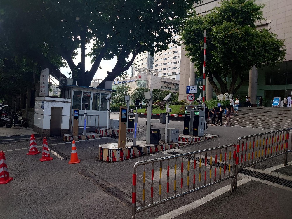 重医附属第一医院现场图片1