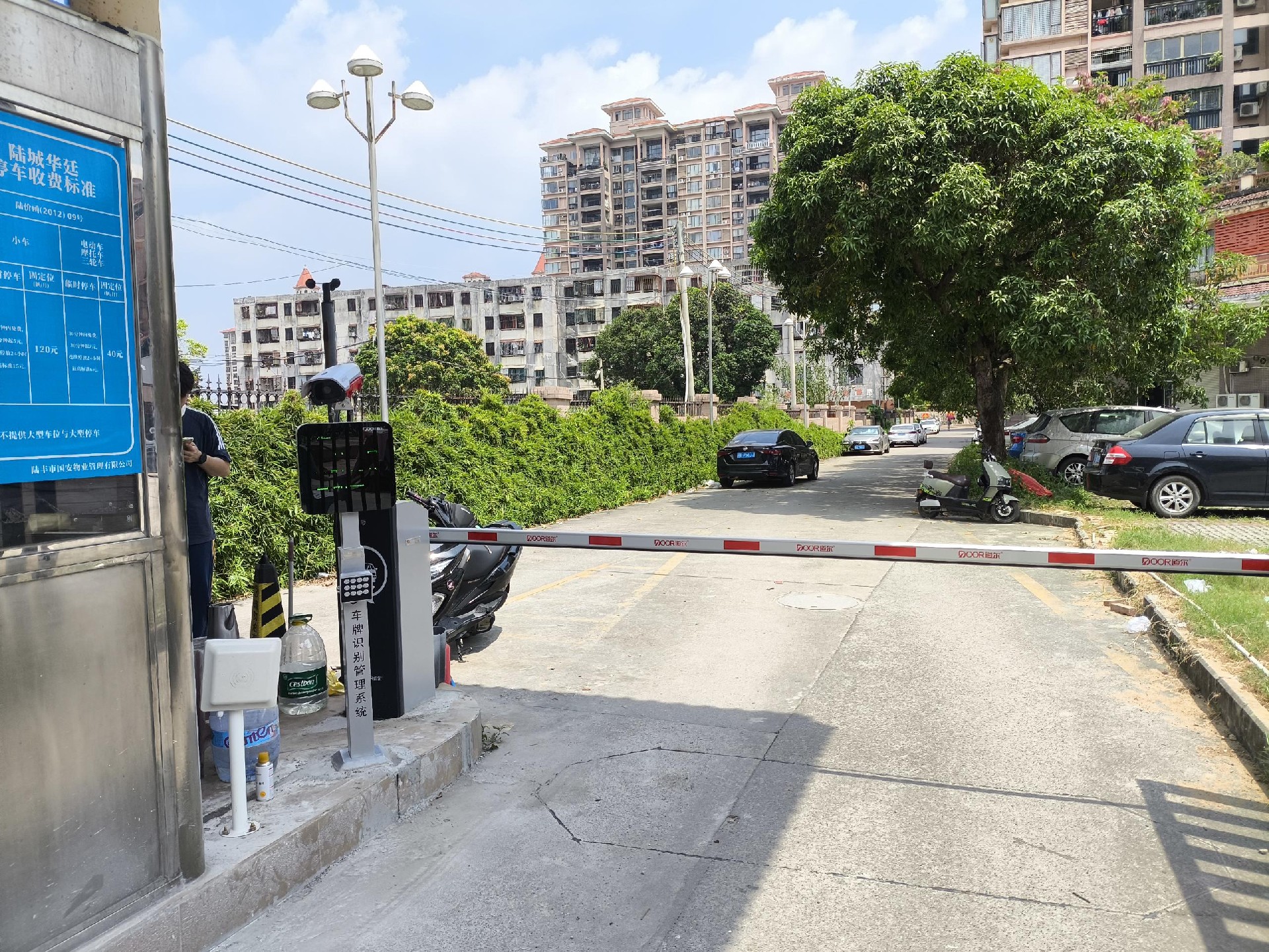 华廷小区现场图片3