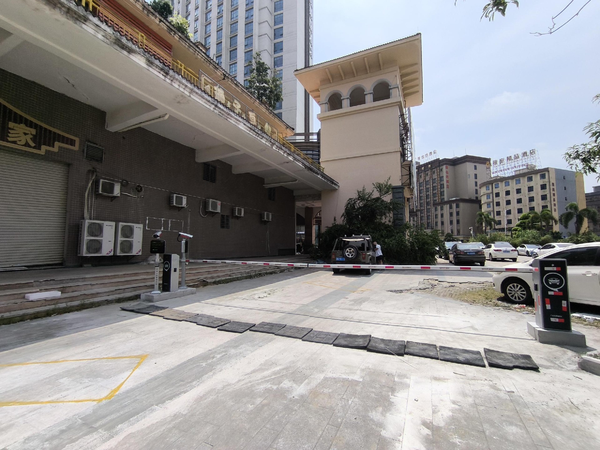 华廷小区现场图片6