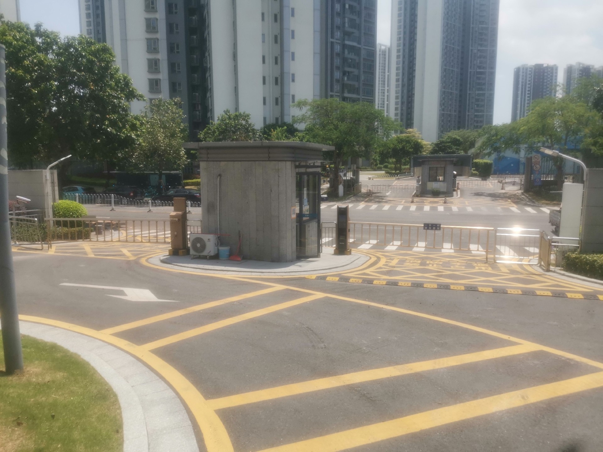 格力海岸六期停车场项目现场图片4