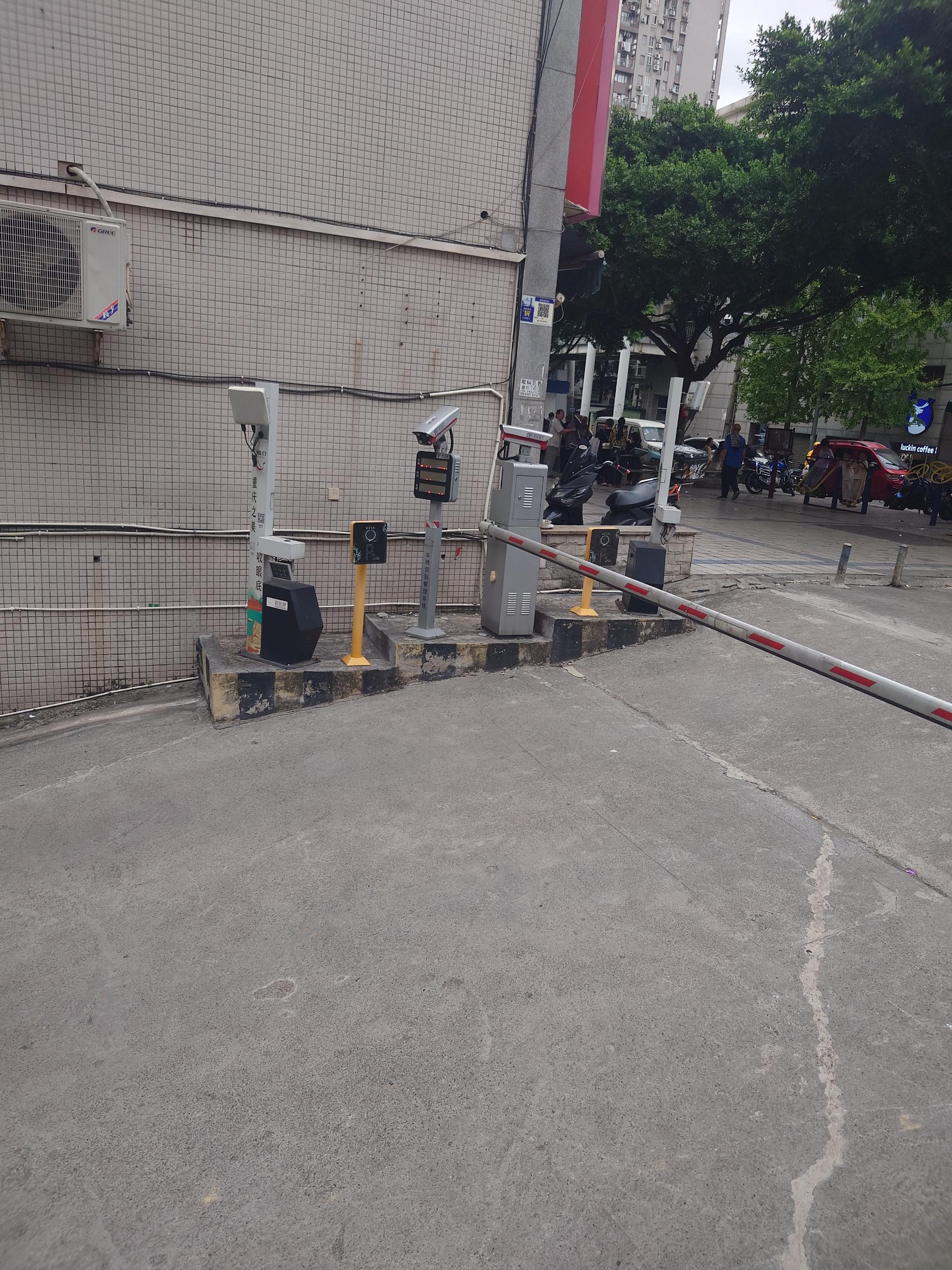 轻港佳苑现场图片2