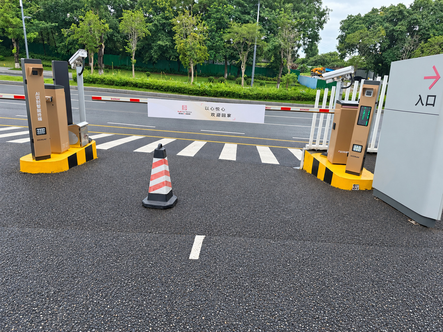 长久集团东莞沃尔沃现场图5