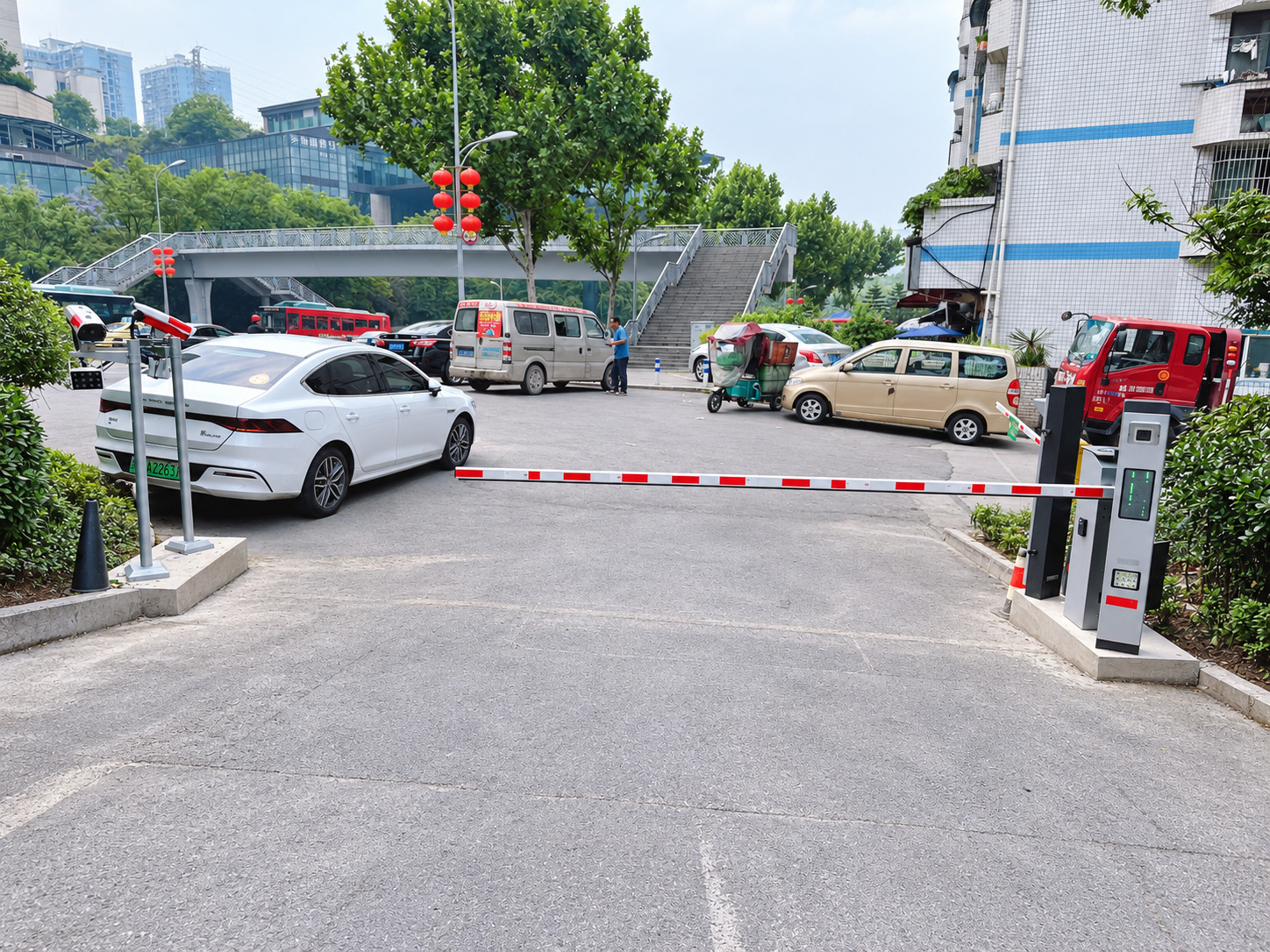 九龙坡石杨路超充站