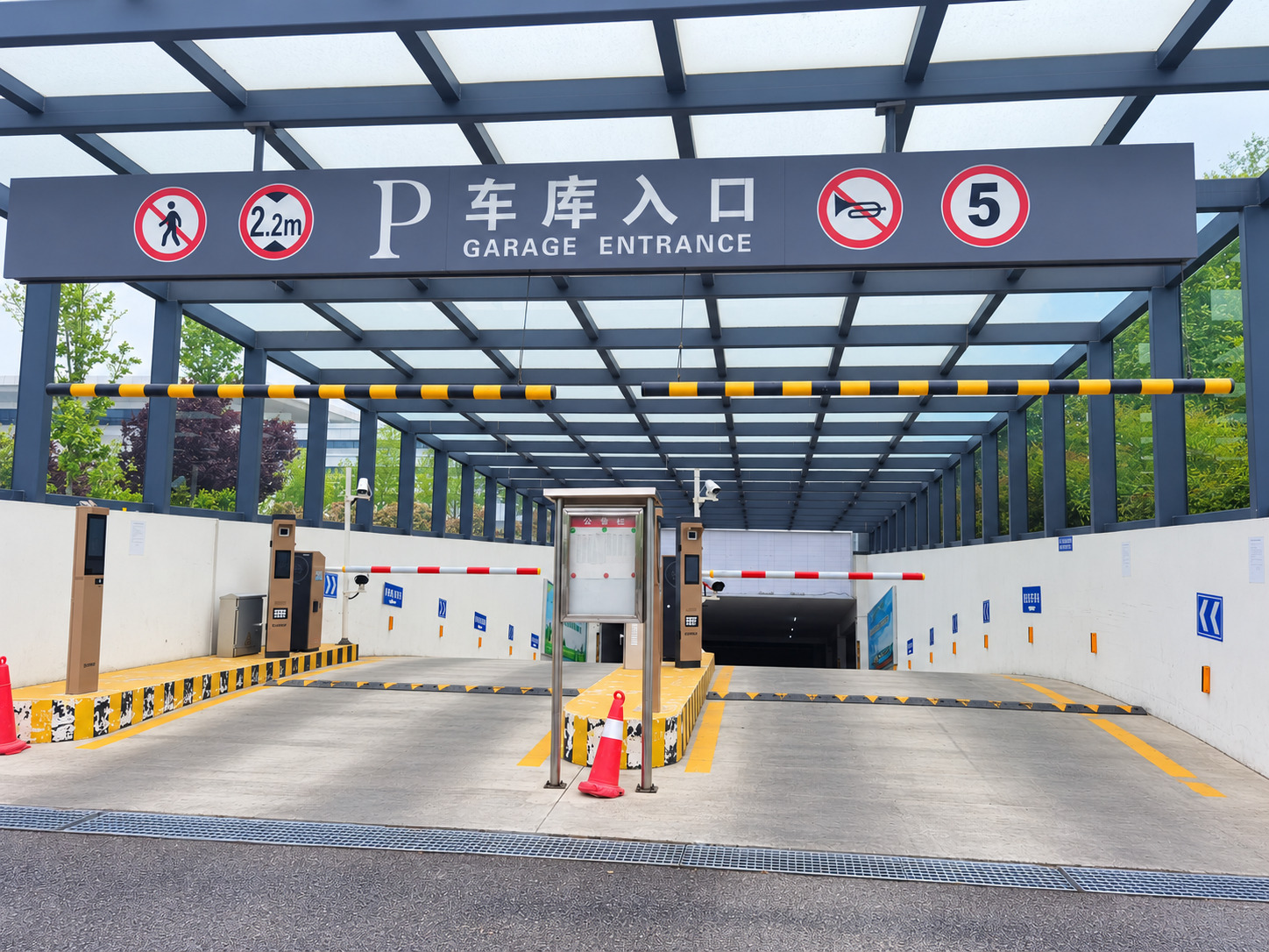 周口高铁东站现场图5