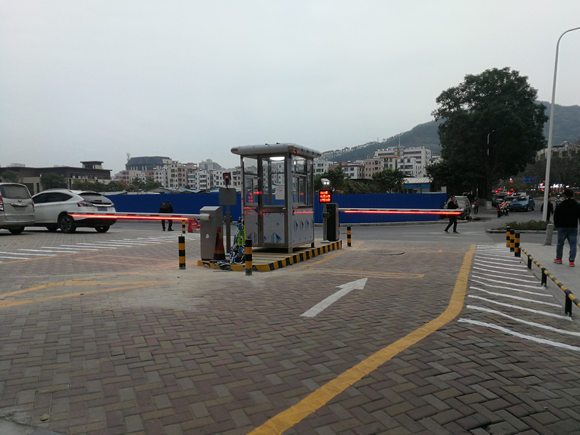 广州南沙时代云图商业广场停车场车牌识别系统案例
