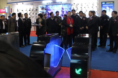 道尔智控携新产品亮相郑州社会公共安全产品博